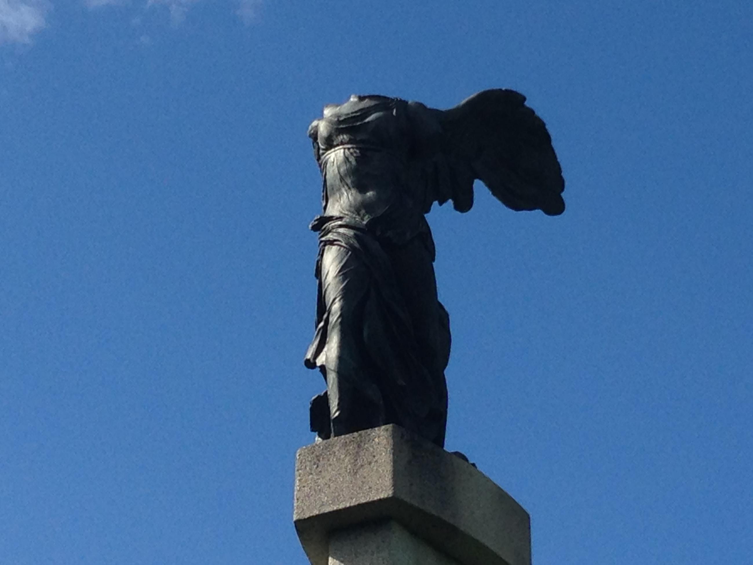 Statyn Nike från Samothrake i Rottneros Park
